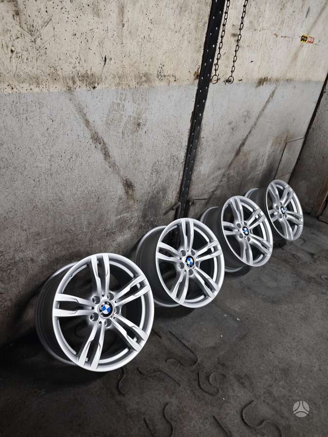BMW, lengvojo lydinio, R18