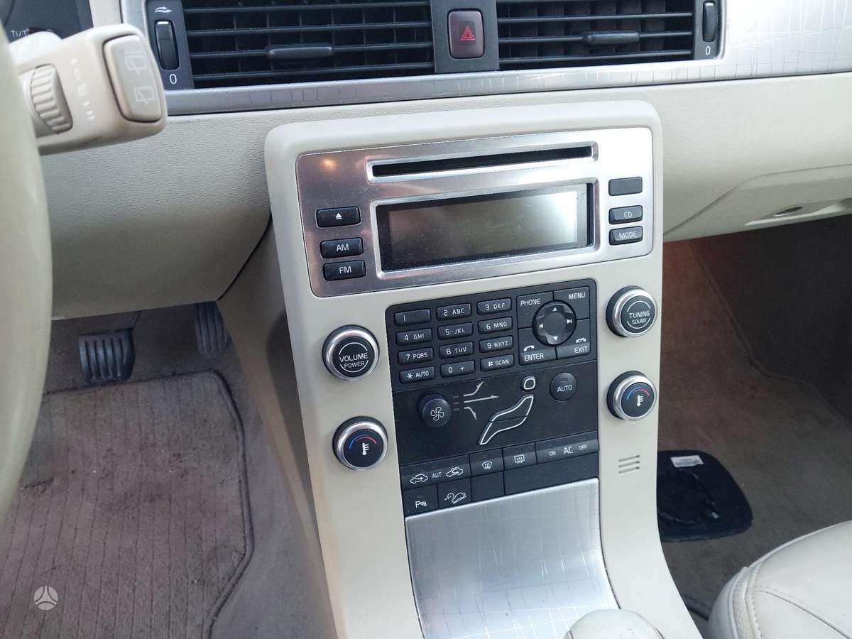 Volvo XC70, 2.4 l., Универсал