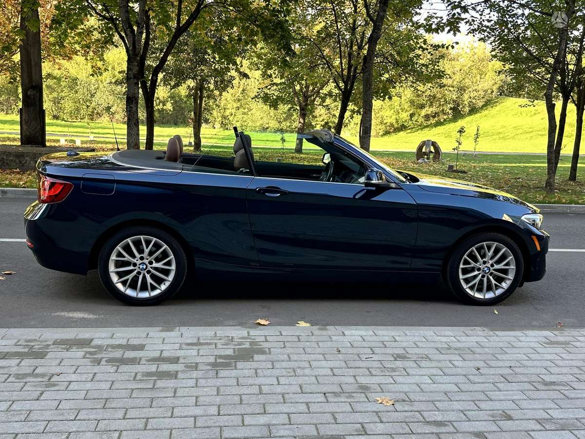 BMW 228, 2.0 l., convertible