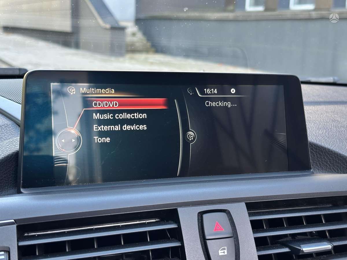 BMW 228, 2.0 l., Кабриолет