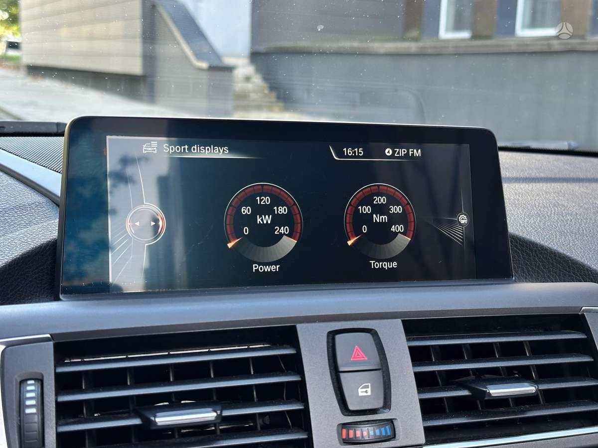 BMW 228, 2.0 l., convertible