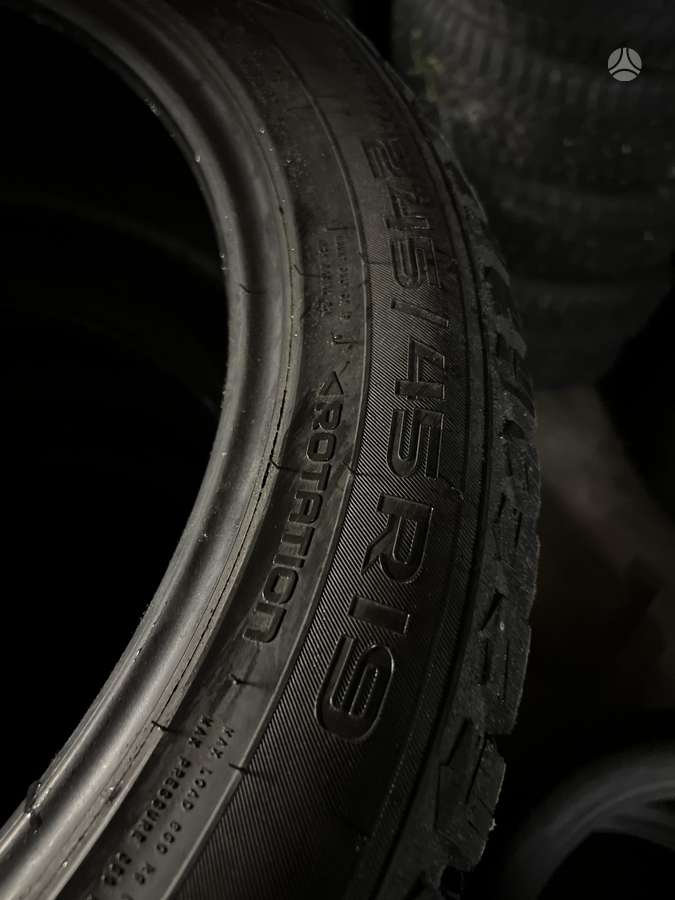 Nokian Hakkapeliitta 9, winter 245/45 R19