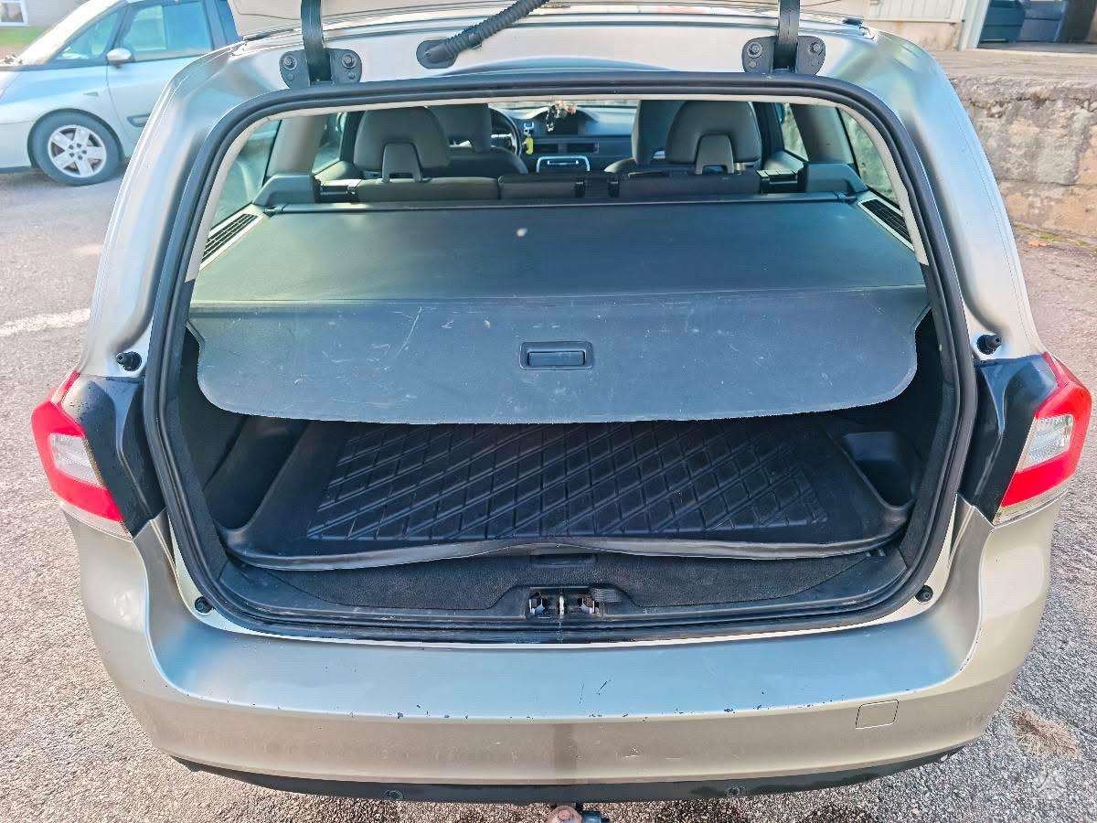Volvo V70, 2.0 l., wagon