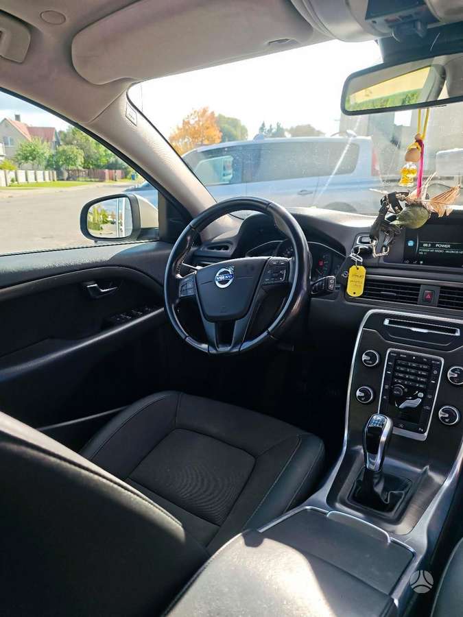 Volvo V70, 2.0 l., wagon