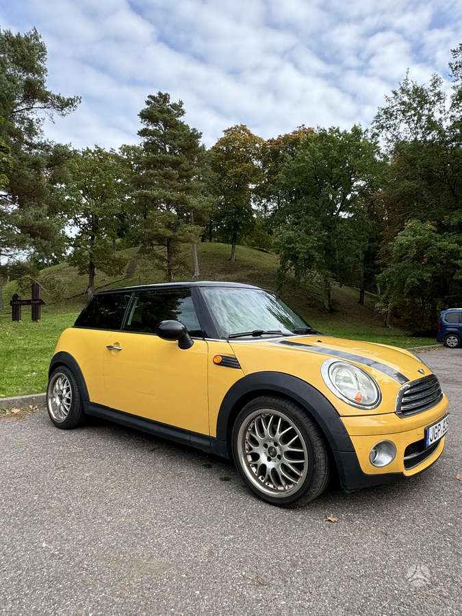 Mini Cooper, 1.6 l., Хэтчбек