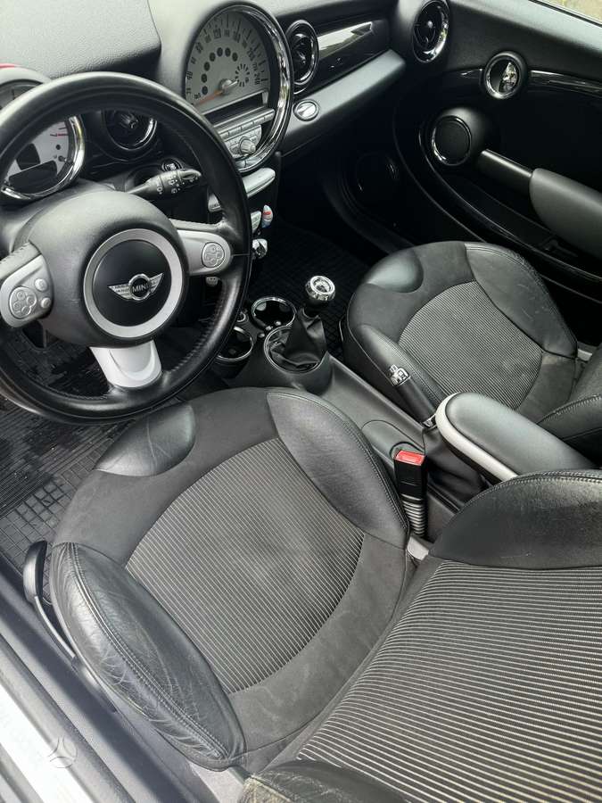Mini Cooper, 1.6 l., Хэтчбек