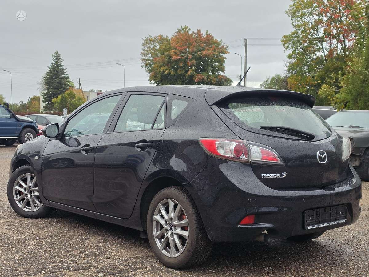 Mazda 3, 1.6 l., Хэтчбек