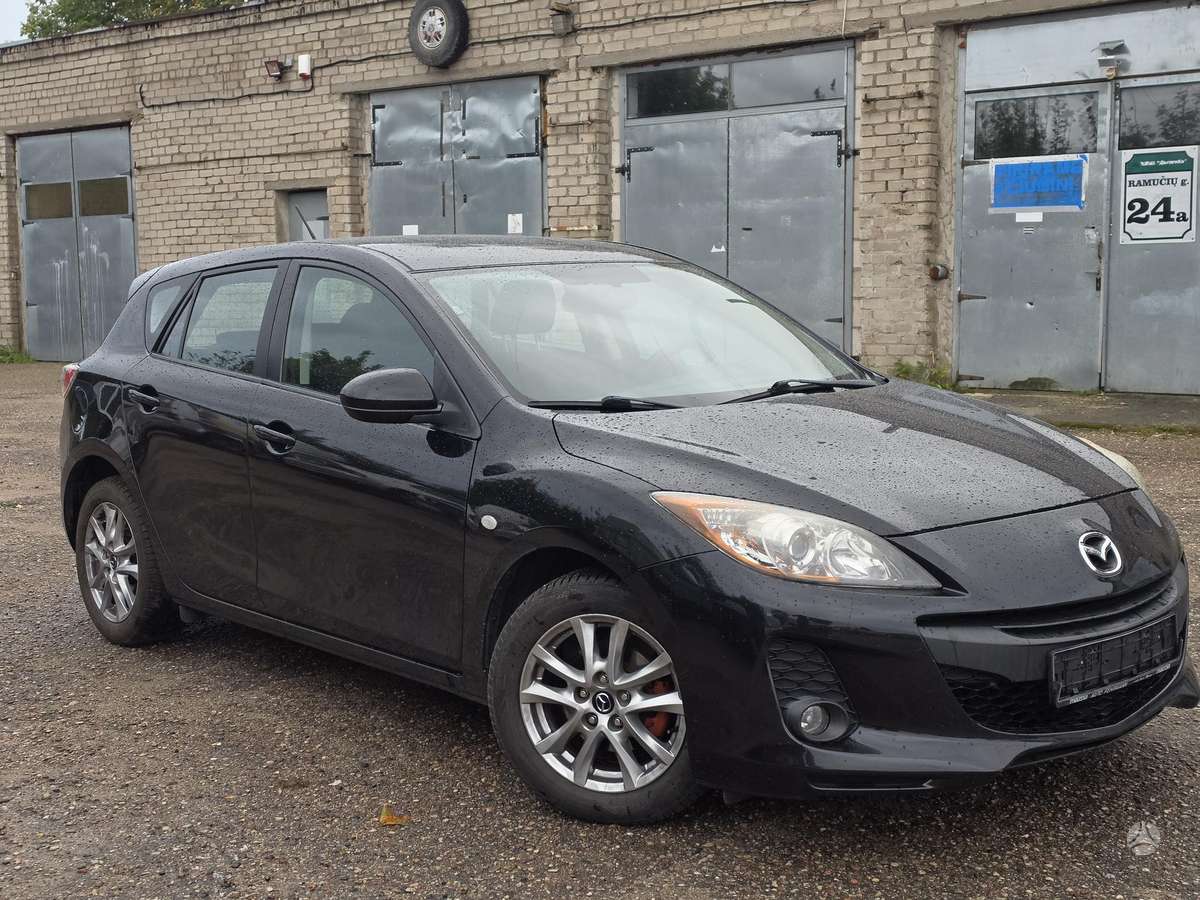 Mazda 3, 1.6 l., hečbekas