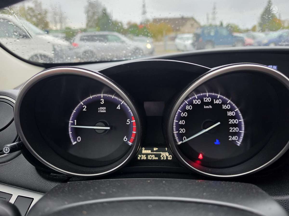 Mazda 3, 1.6 l., hečbekas