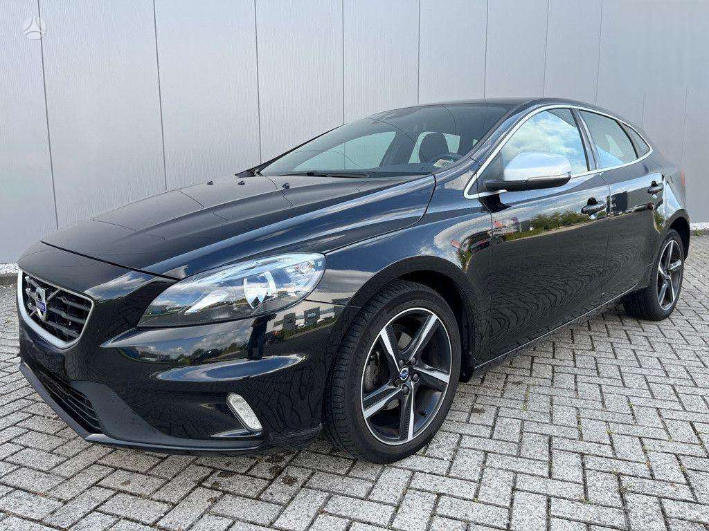 Volvo V40