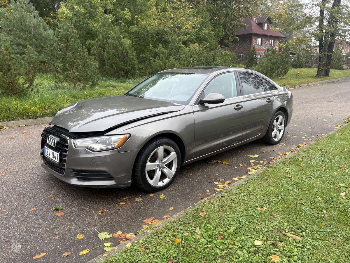 Audi A6, 2.0 l., Седан