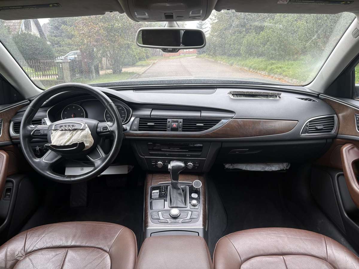 Audi A6, 2.0 l., sedanas