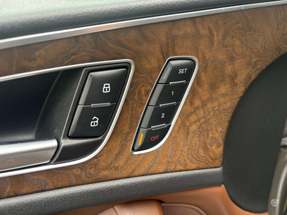 Audi A6, 2.0 l., sedanas