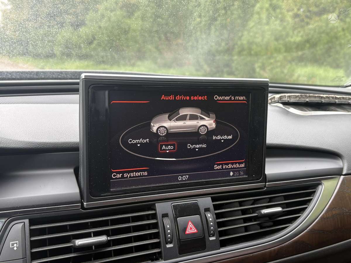 Audi A6, 2.0 l., Седан