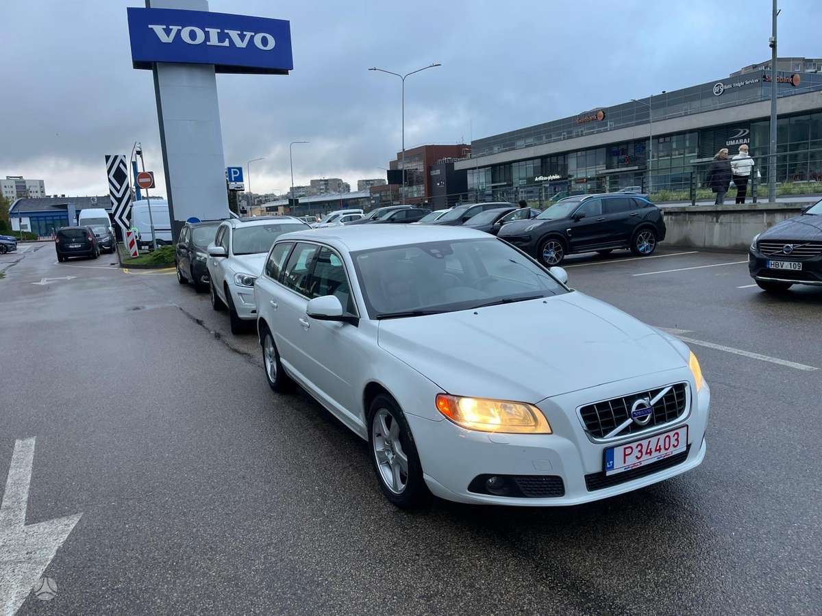 Volvo V70, 2.0 l., wagon