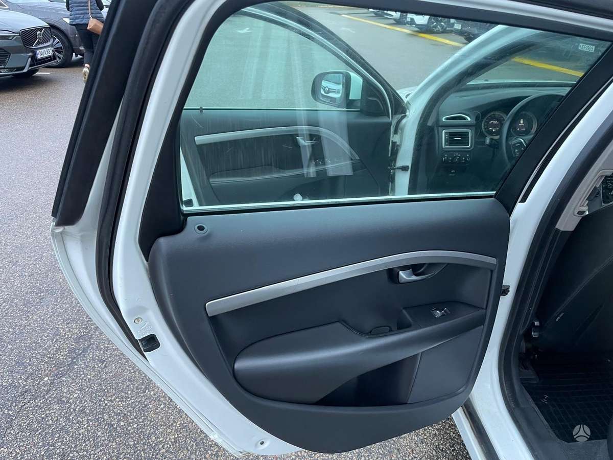 Volvo V70, 2.0 l., wagon