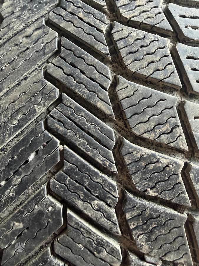 Michelin, žieminės 245/40 R18
