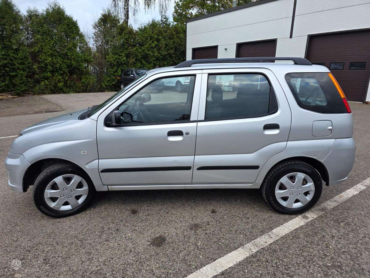 Subaru Justy, 1.3 l., hatchback