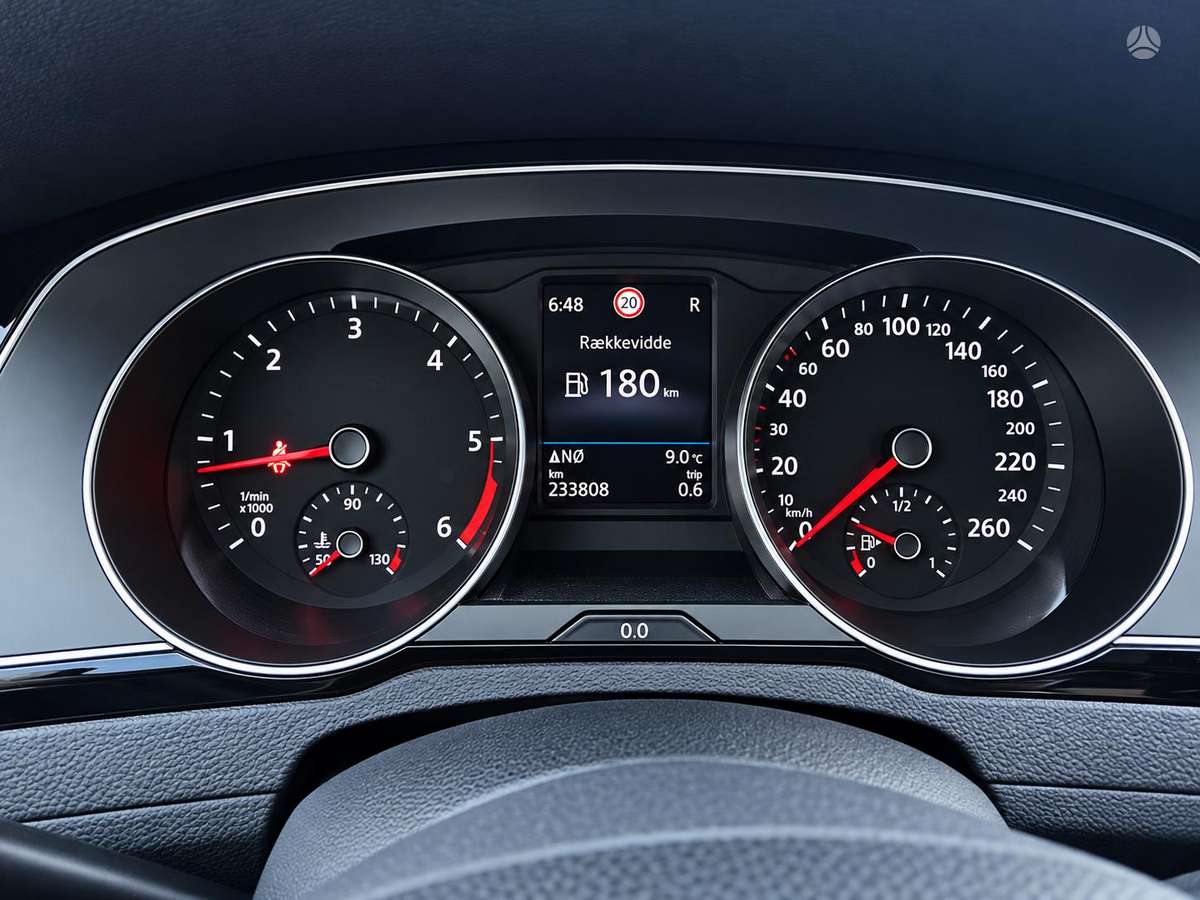 Volkswagen Passat, 2.0 l., Универсал