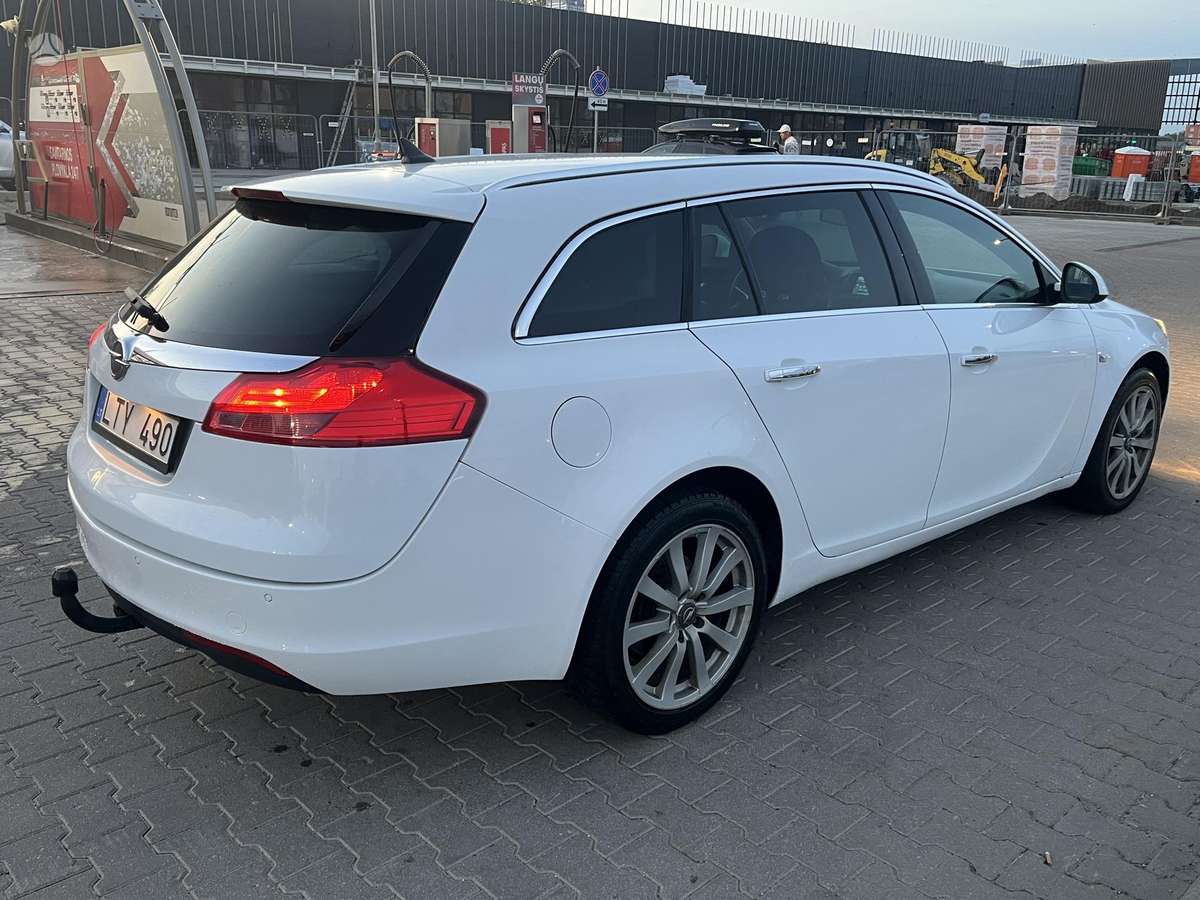 Opel Insignia, 2.0 l., Универсал
