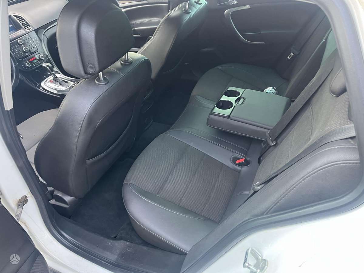 Opel Insignia, 2.0 l., Универсал