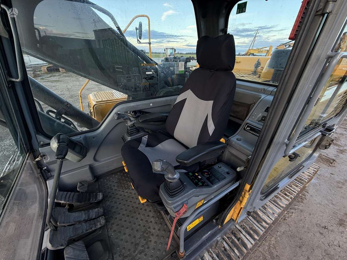 Volvo EC 290 BLC, excavator
