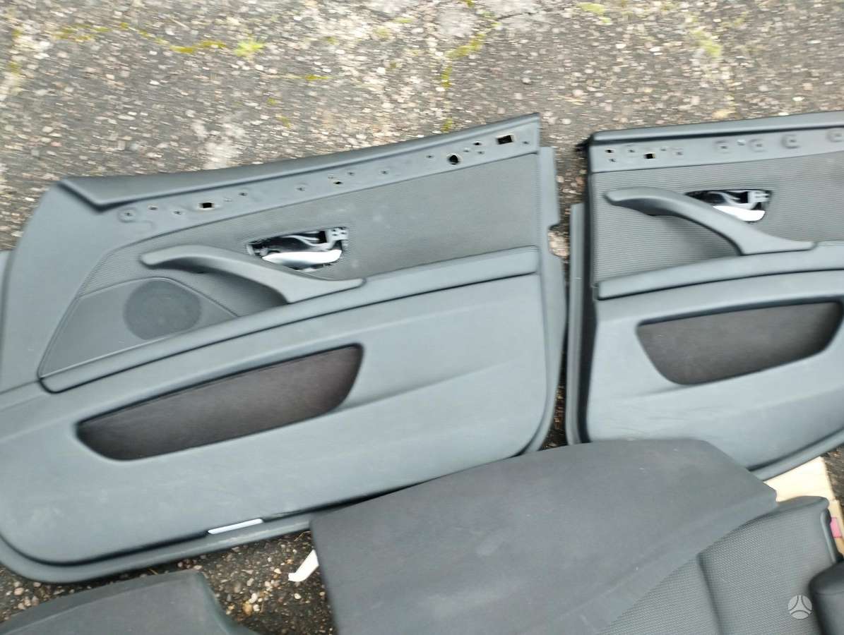 BMW 5 serija salono detalės