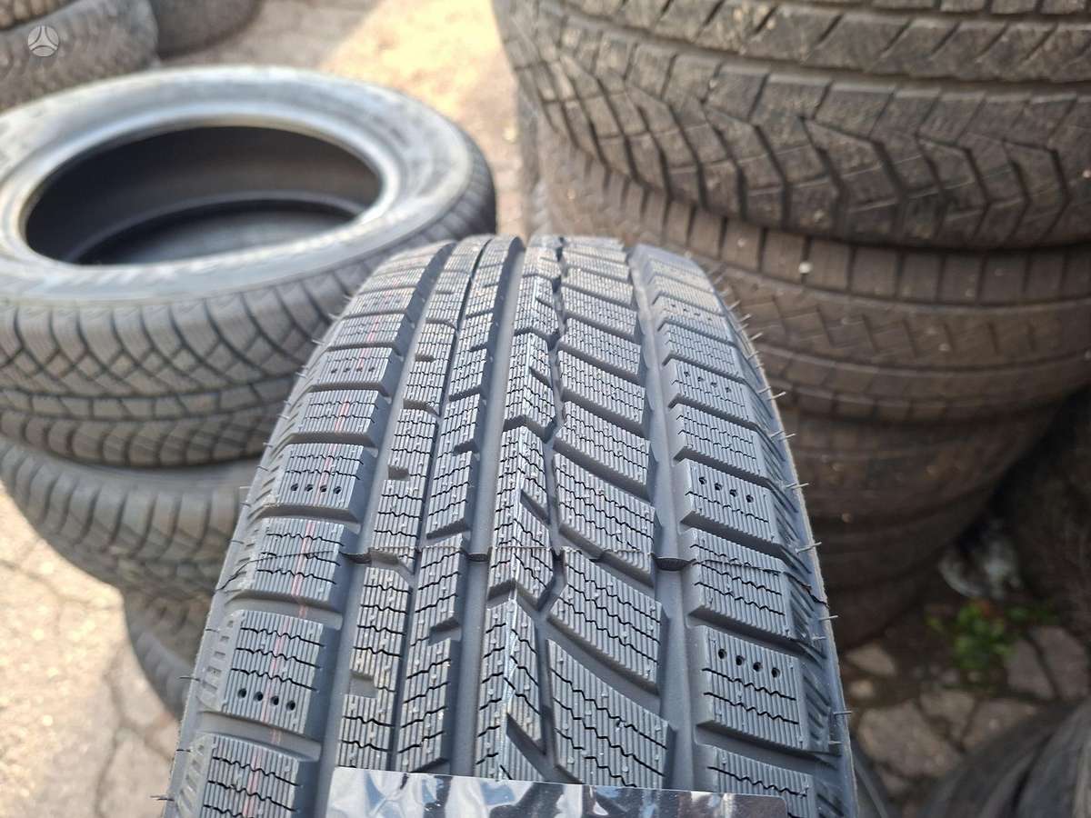 Austone, winter 165/70 R14