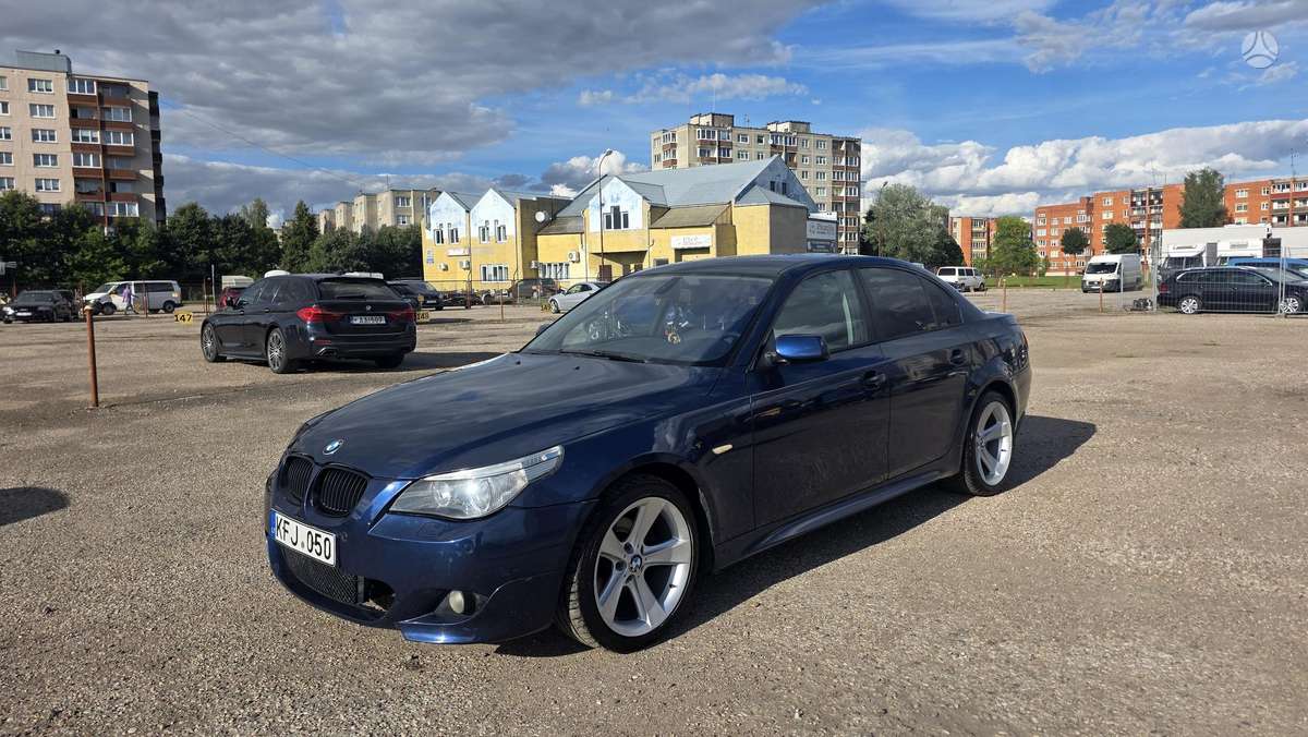 BMW 525, 2.5 l., Седан