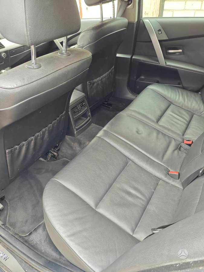 BMW 525, 2.5 l., Седан