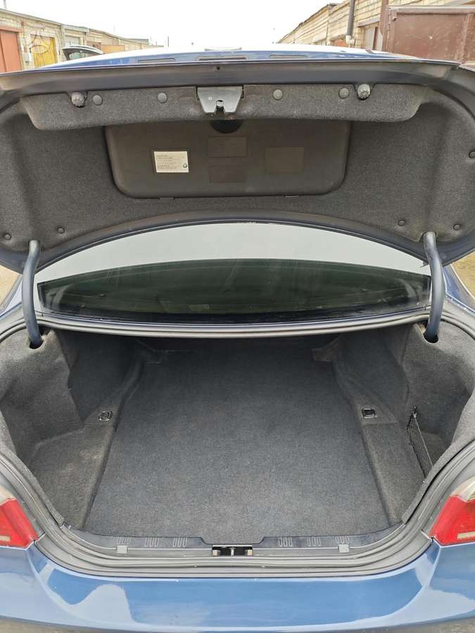 BMW 525, 2.5 l., Седан