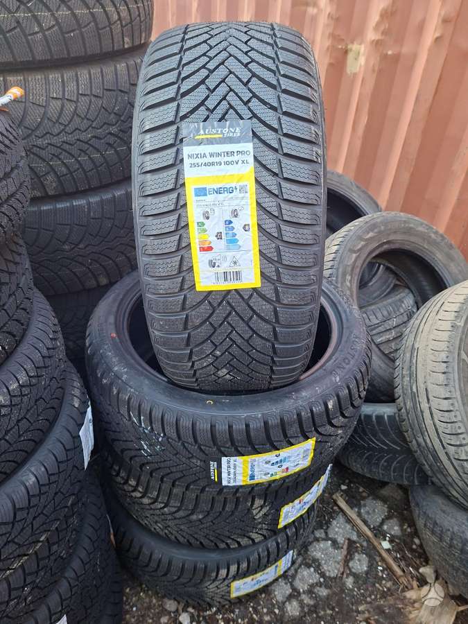 Austone, žieminės 255/40 R19