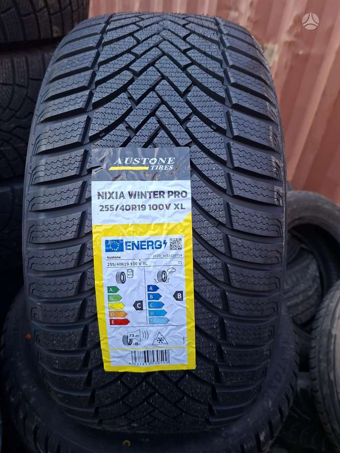 Austone, žieminės 255/40 R19