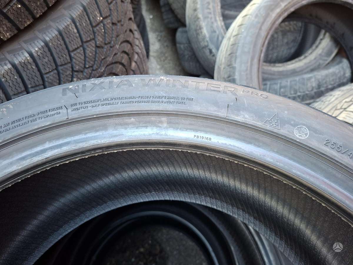 Austone, žieminės 255/40 R19