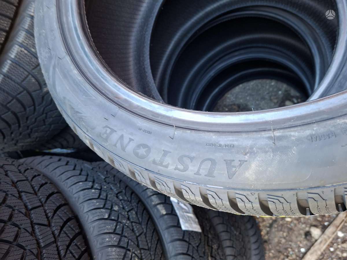 Austone, winter 255/40 R19