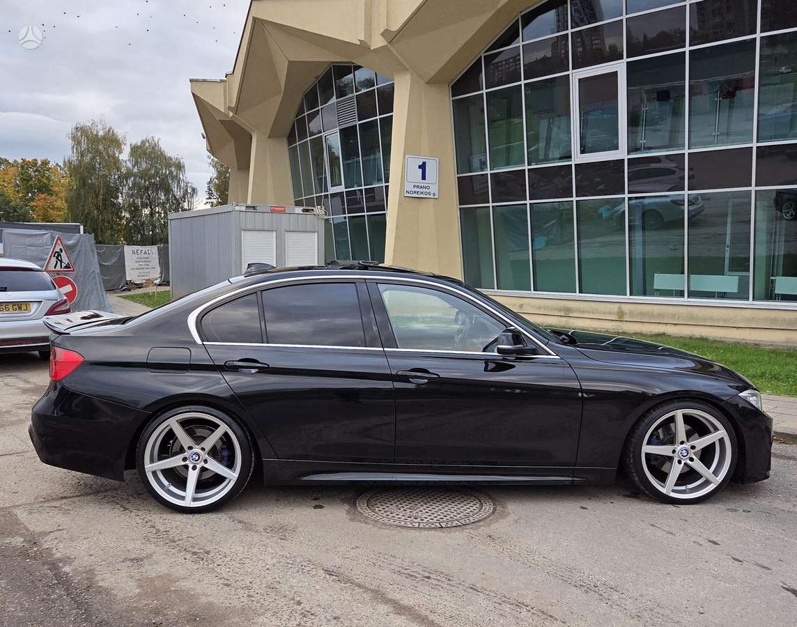 BMW 320, 2.0 l., Седан