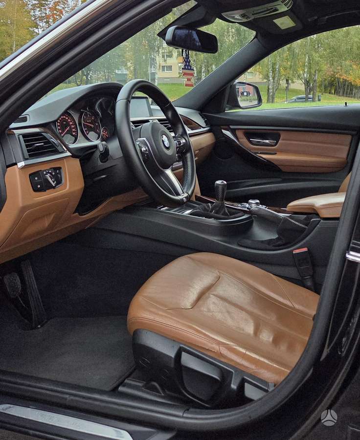 BMW 320, 2.0 l., Седан