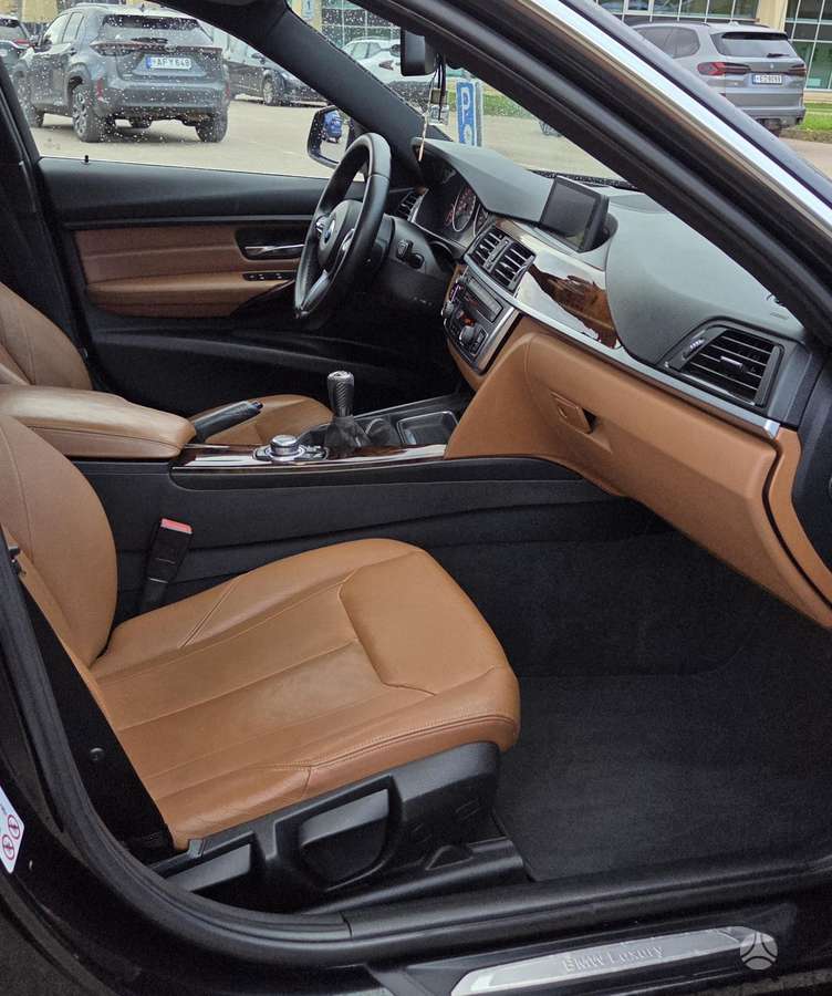 BMW 320, 2.0 l., Седан