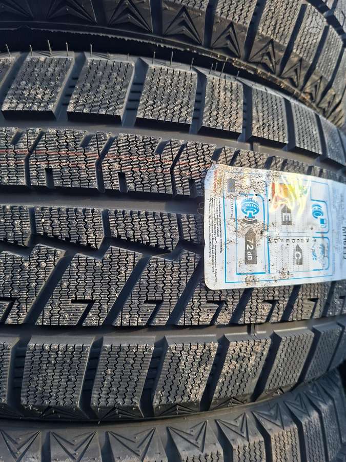 Maxtrek R19 275/40, winter 245/45 R19