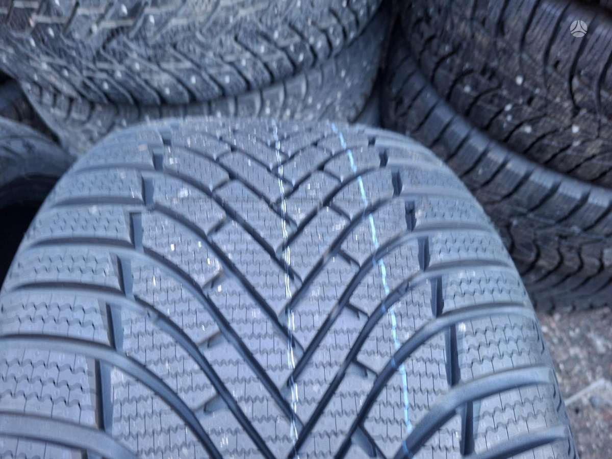 Austone, žieminės 275/35 R19