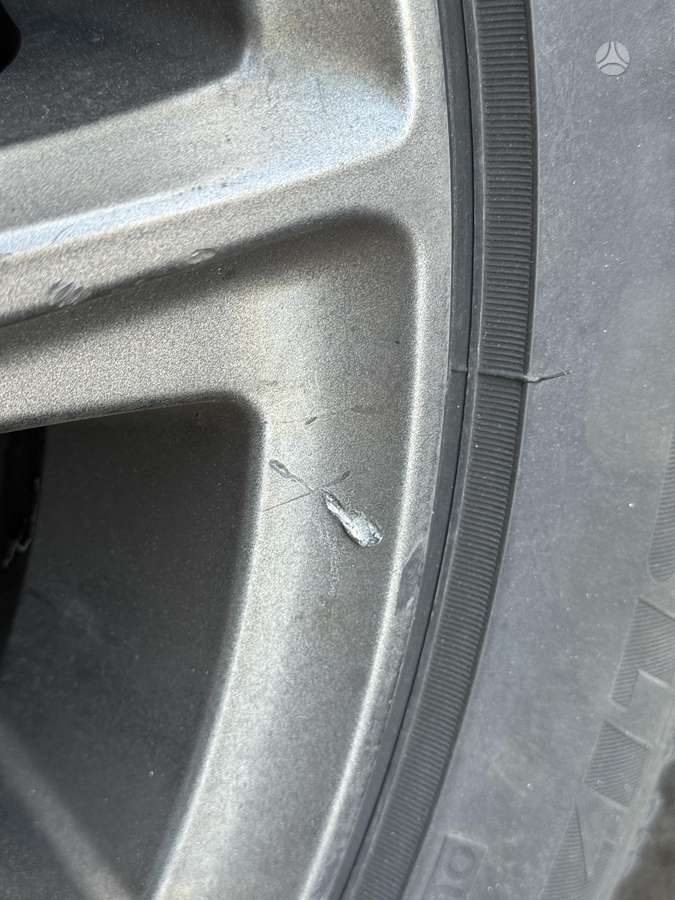 Bridgestone, зимние 225/50 R17