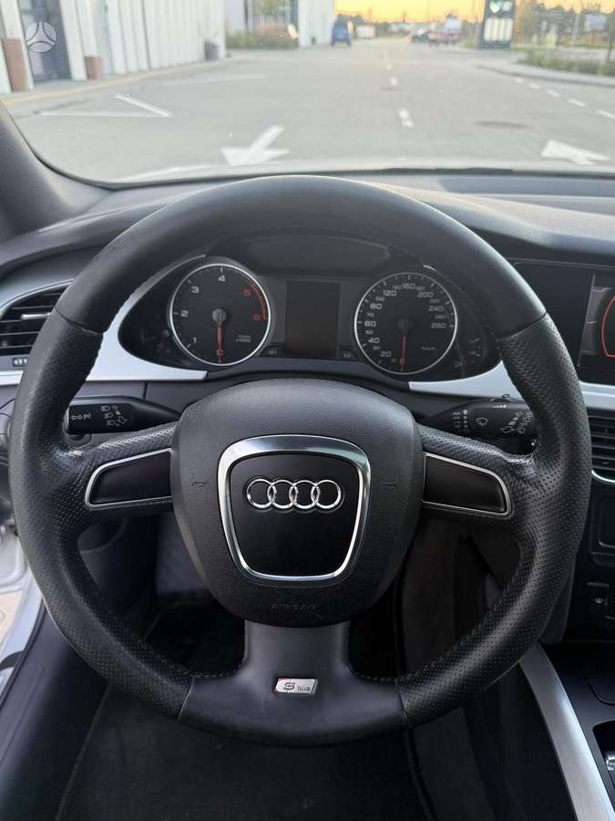 Audi A4, 2.0 l., Универсал