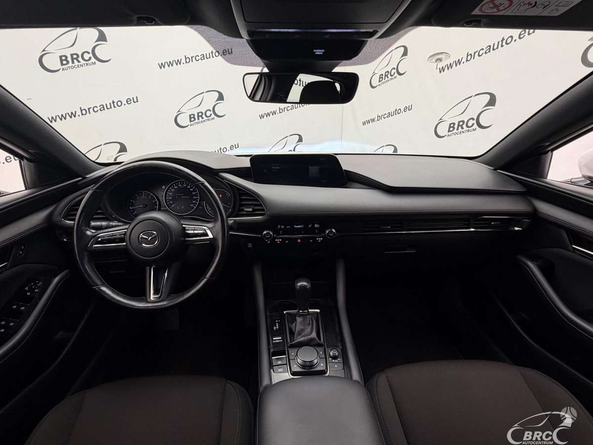 Mazda 3, 2.0 l., hatchback