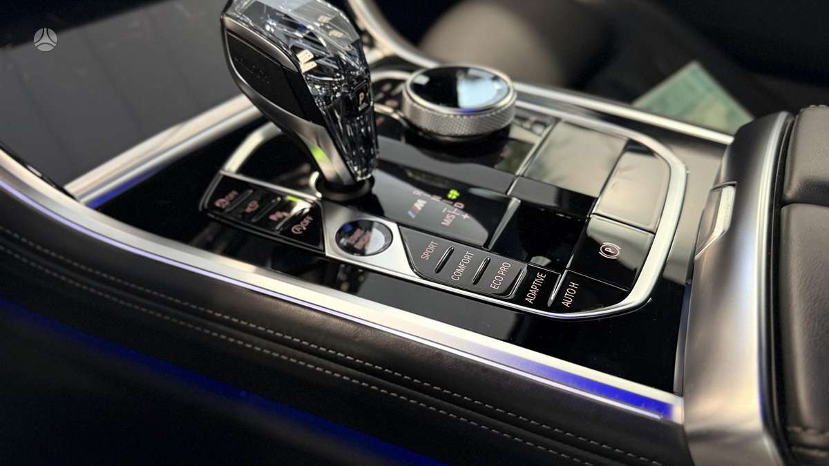 BMW M850, 4.4 l., coupe