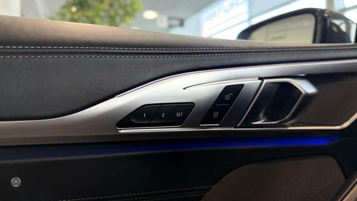 BMW M850, 4.4 l., coupe