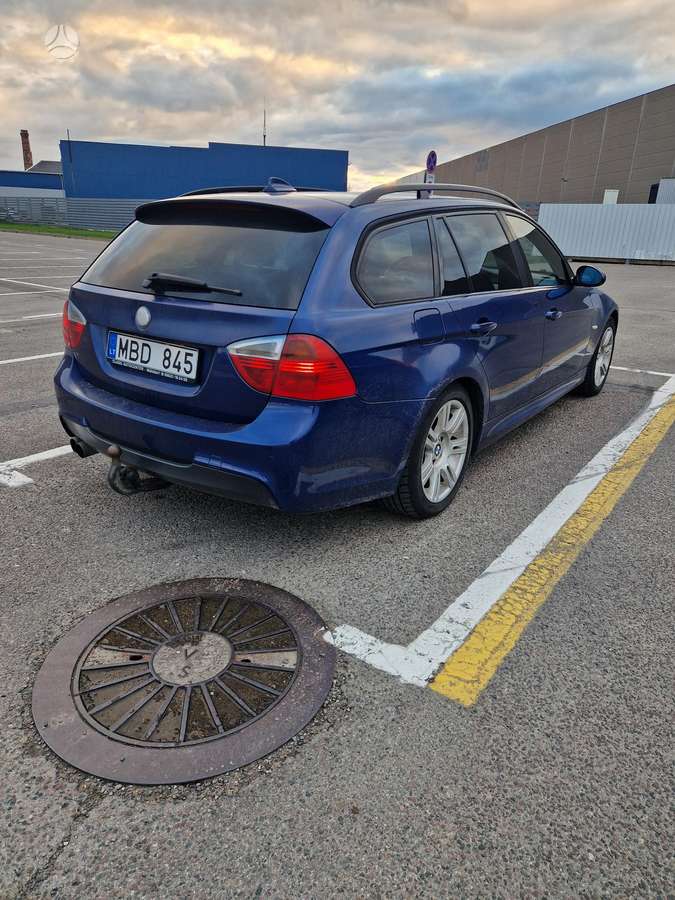 BMW 330, 3.0 l., universalas