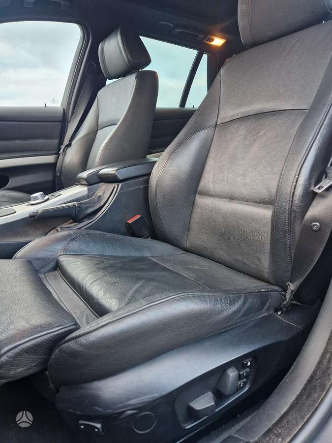 BMW 330, 3.0 l., Универсал