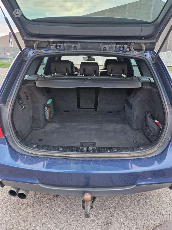 BMW 330, 3.0 l., wagon