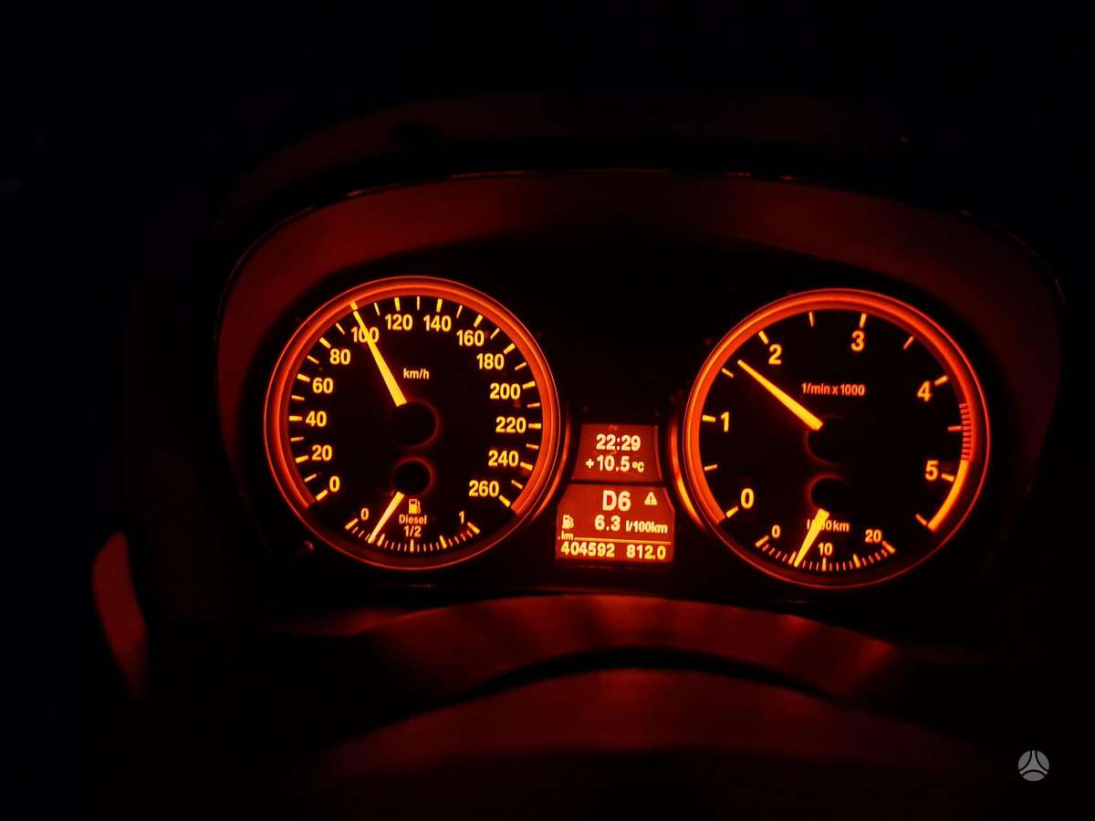 BMW 330, 3.0 l., wagon