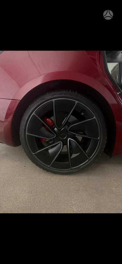 Tesla Model 3, 82 kWh, hatchback